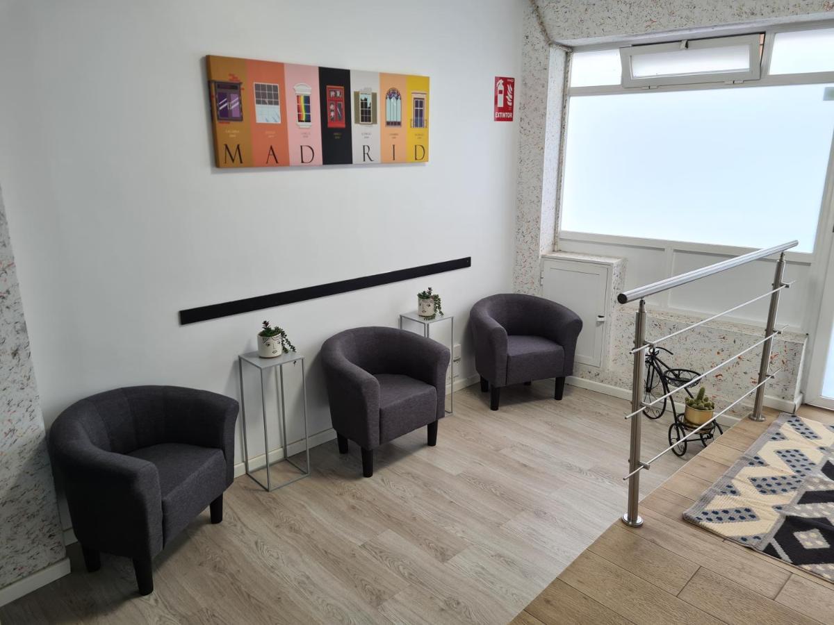 Hostel M-A Rooms Mate Madrid Bagian luar foto
