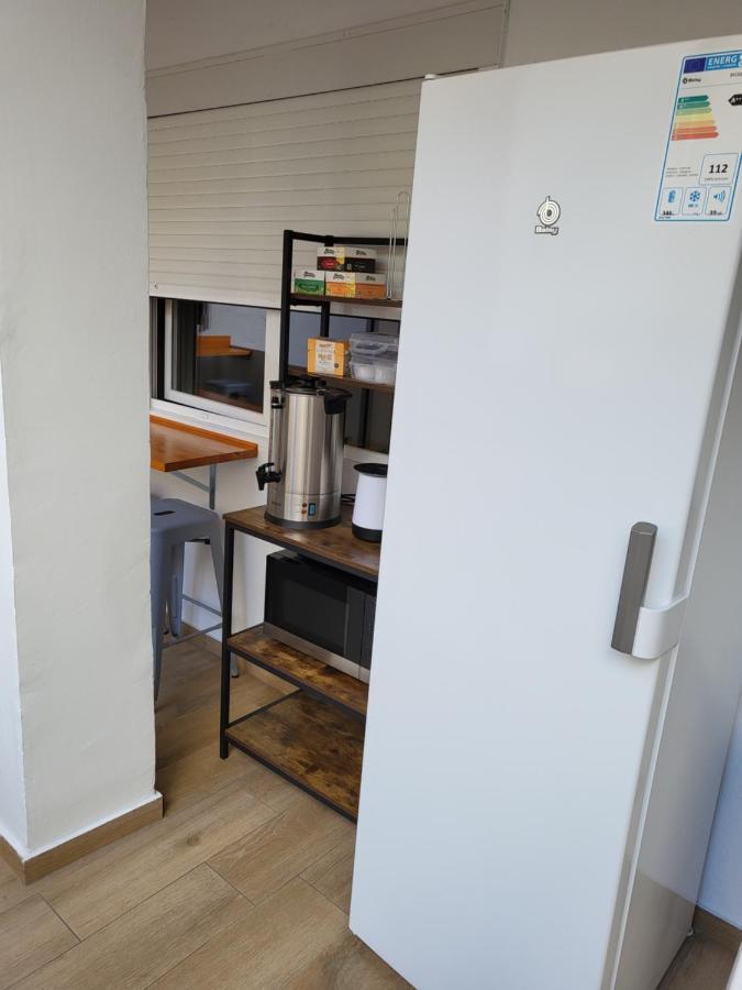 Hostel M-A Rooms Mate Madrid Bagian luar foto